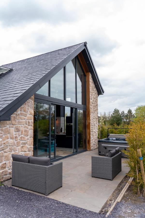 Plas Coch Luxury Barn Llanddeiniolen Exterior foto